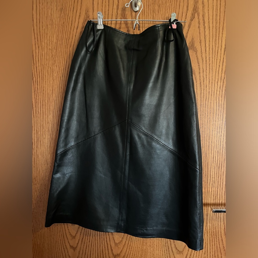 VINTAGE- boho leather skirt- minimalist look